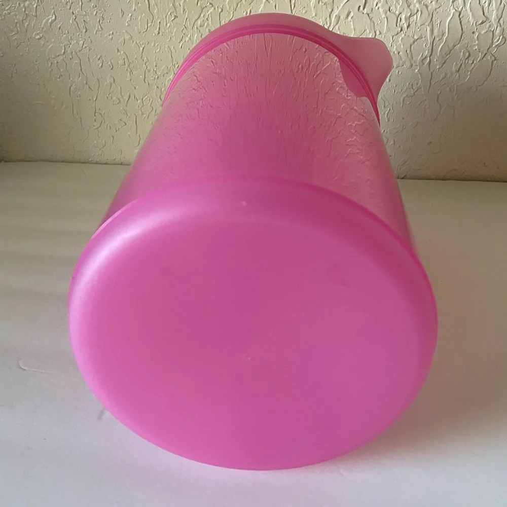 Tupperware Pitcher, Pink, Brand new